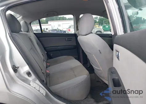 2011 Nissan Sentra 2.0Sr из США, поврежденный, VIN 3N1AB6AP8BL656887